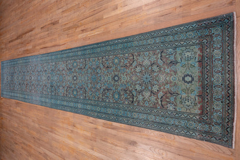 Vintage Sivas Runner Rug (3' x 19')